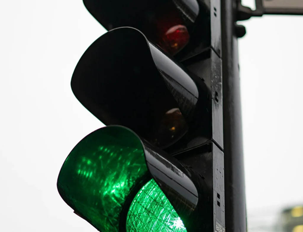 Spotting Green Flags: Building Stronger, Healthier Relationships